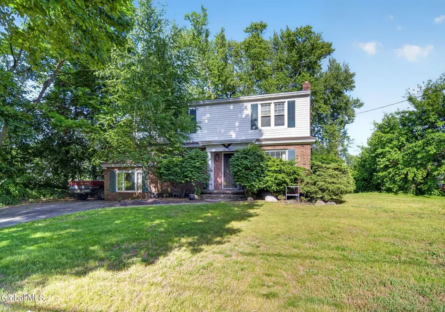 Homes for sale in Niskayuna, NY | 2232 Balltown Rd, Niskayuna, NY 12309 | MLS# 202619165