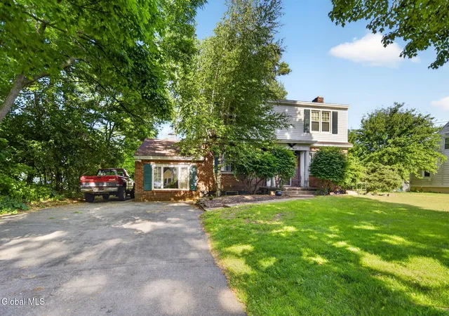 Homes for sale in Niskayuna, NY | 2232 Balltown Rd, Niskayuna, NY 12309 | MLS# 202619165