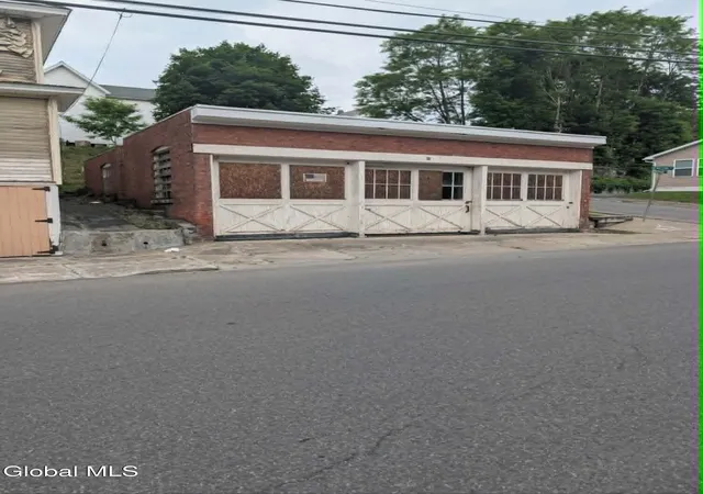 3rd image of 76-78 Brookside Ave Ave, Amsterdam, NY 12010 | MLS# 202619118