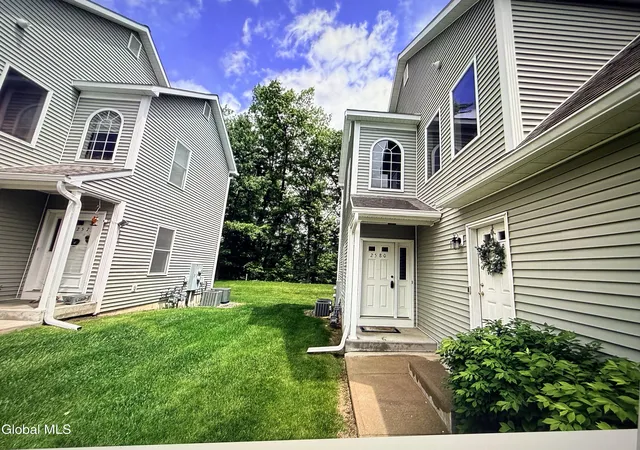 3rd image of 2580 Edgewood Ave, Rotterdam, NY 12306 | MLS# 202619037