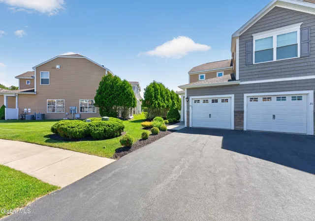 49th image of 23 Stacey Ct, Cohoes, NY 12047 | MLS# 202619143