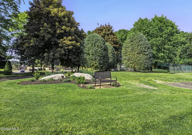 34th image of 422 Hampton Pl Blvd, North Greenbush, NY 12180 | MLS# 202619141