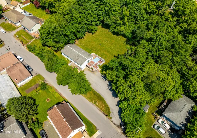 19th image of 52 Warsaw Ave, Mechanicville, NY 12118 | MLS# 202619200