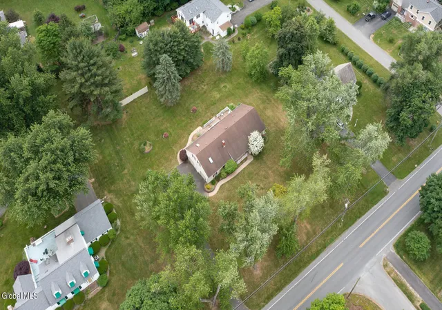 5th image of 559 Bloomingrove Dr, North Greenbush, NY 12144 | MLS# 202619369