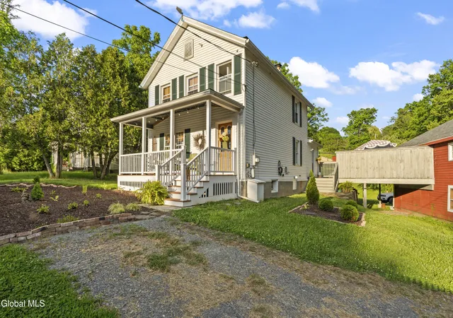 Homes for sale in Stockport, NY | 350 County Road 25, Stockport, NY 12534 | MLS# 202619099