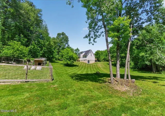 Homes for sale in Schaghticoke, NY | 131 Calhoun Dr, Schaghticoke, NY 12182 | MLS# 202619297