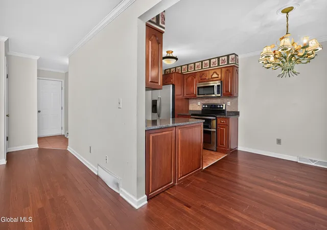 Photo 3 of Sale Pending at 606 Elk Cir, Milton, NY 12020 | MLS# 202624800 | Listing updated on 2026-09-03