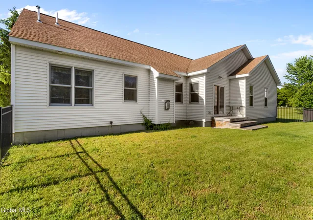 Homes for sale in Poestenkill, NY | 109 Abbey Rd, Poestenkill, NY 12140 | MLS# 202619106