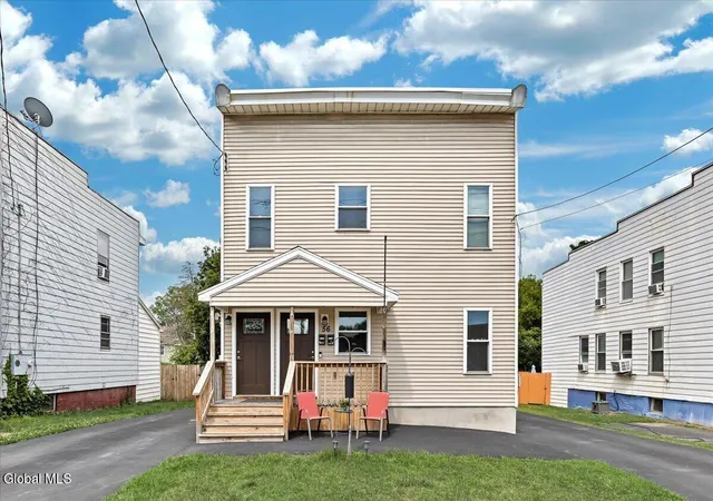 Homes for sale in Colonie, NY | 56 Cohoes Rd, Colonie, NY 12189 | MLS# 202621357