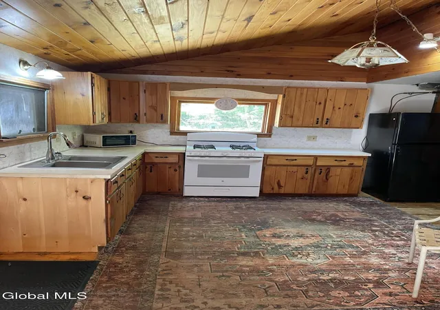 2nd image of 633 Ralph Rd, Lake Luzerne, NY 12846 | MLS# 202619233