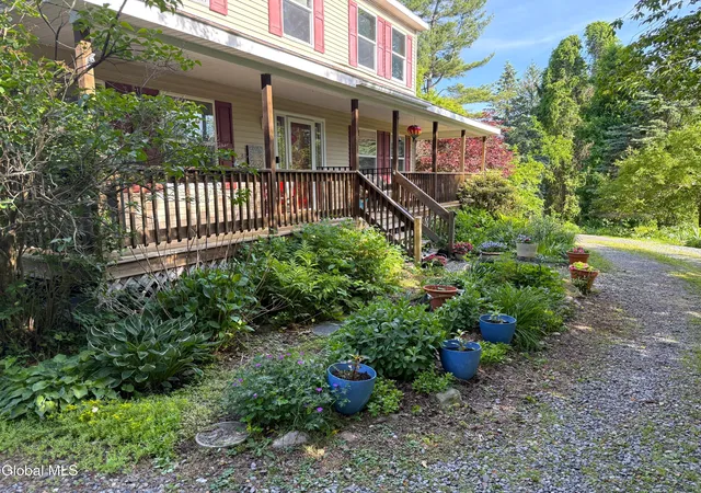 Homes for sale in Schaghticoke, NY | 431 Melrose Valley Falls Rd, Schaghticoke, NY 12121 | MLS# 202619449