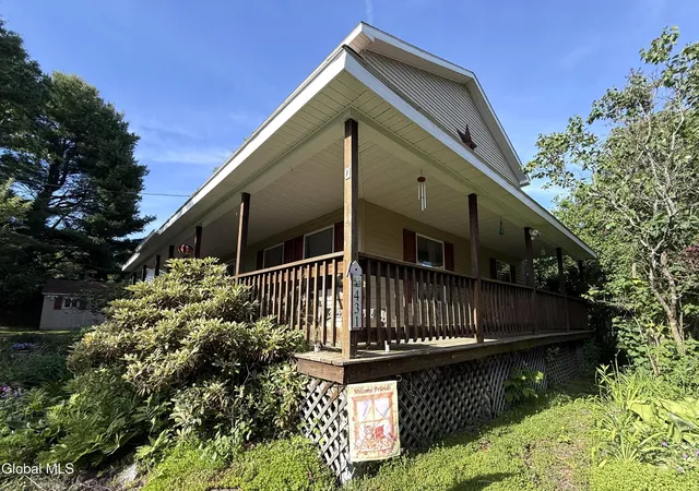 Homes for sale in Schaghticoke, NY | 431 Melrose Valley Falls Rd, Schaghticoke, NY 12121 | MLS# 202619449