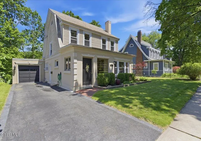 Photo 2 of Sale Pending at 11 Freeman Rd, Albany, NY 12208 | MLS# 202619269 | Listing updated on 2026-09-11