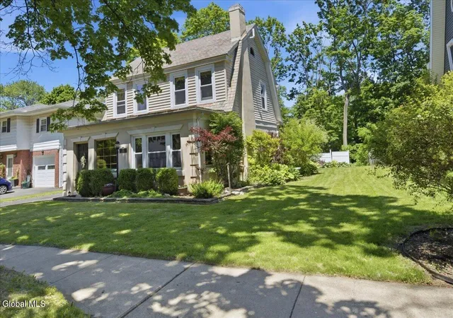 Photo 3 of Sale Pending at 11 Freeman Rd, Albany, NY 12208 | MLS# 202619269 | Listing updated on 2026-09-11