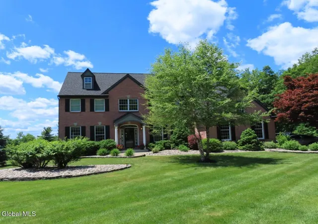 4th image of 1 Tansy Ct, Wynantskill, NY 12198 | MLS# 202620219