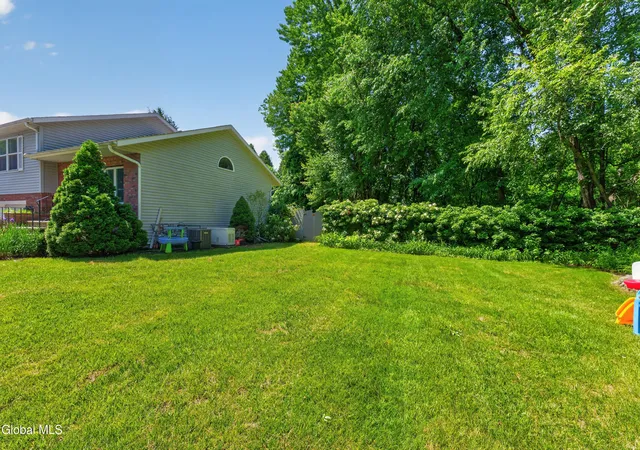 40th image of 152 Woodin Rd, Halfmoon, NY 12065 | MLS# 202619215