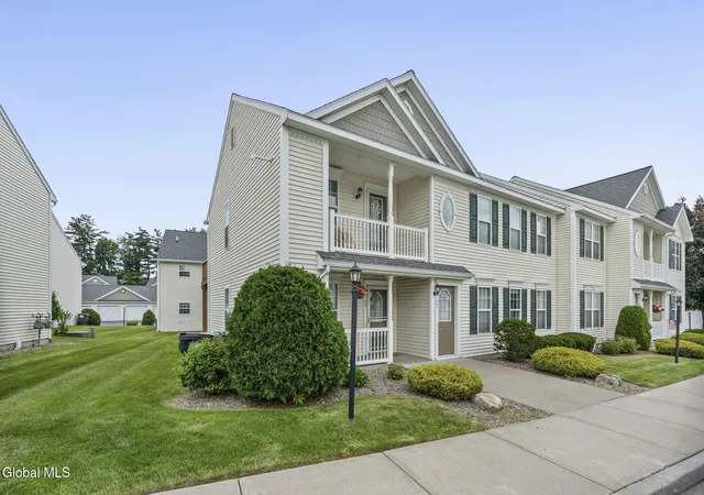 Homes for sale in Rotterdam, NY | 43 Morning Glory Wy, Rotterdam, NY 12306 | MLS# 202619383