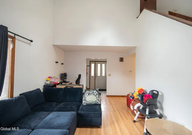 5th image of 101-103 Stone Ridge Ct, Guilderland, NY 12009 | MLS# 202619332