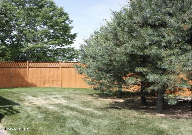 4th image of 4 Mari Nol Cir, Halfmoon, NY 12065 | MLS# 202619312