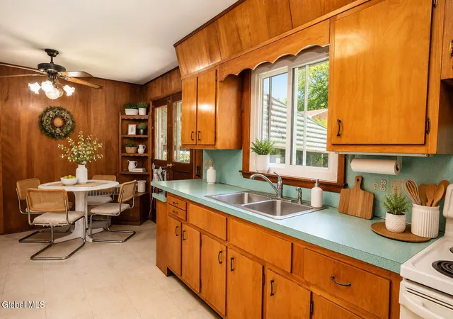 Photo 3 of Sale Pending at 9 Garden Ave, Albany, NY 12203 | MLS# 202619317 | Listing updated on 2026-07-19