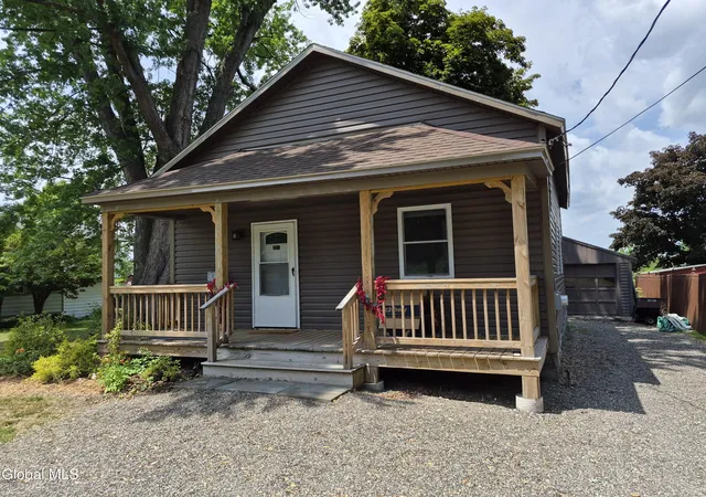 Homes for sale in Castleton On Hudson, NY | 2057 Brookview Rd, Castleton On Hudson, NY 12033 | MLS# 202619462
