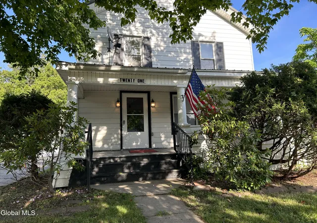 Homes for sale in Fultonville, NY | 21 Washington St, Fultonville, NY 12072 | MLS# 202619466