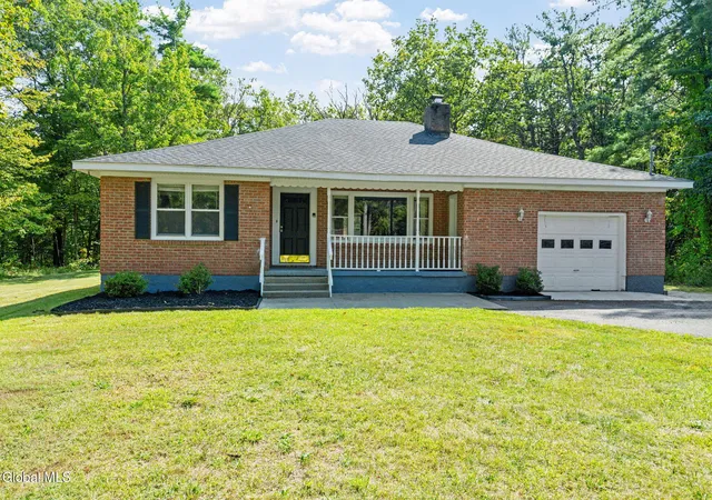 Homes for sale in Glenville, NY | 367 Closson Rd, Glenville, NY 12302 | MLS# 202619469