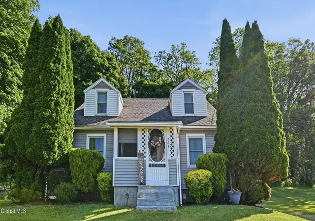 1st image of 268 Chapman Dr, Amsterdam, NY 12010 | MLS# 202619444