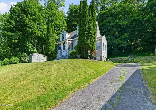 4th image of 268 Chapman Dr, Amsterdam, NY 12010 | MLS# 202619444