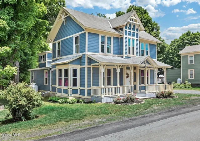 Homes for sale in Poestenkill, NY | 20 Main St, Poestenkill, NY 12140 | MLS# 202619784