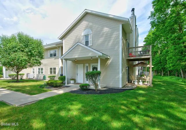 3rd image of 507 Greenwich Dr, Albany, NY 12203 | MLS# 202619919