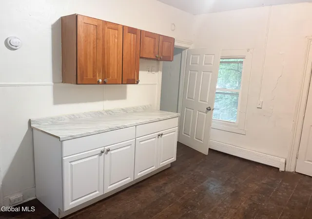 3rd image of 154 Broad St, Albany, NY 12202 | MLS# 202620207
