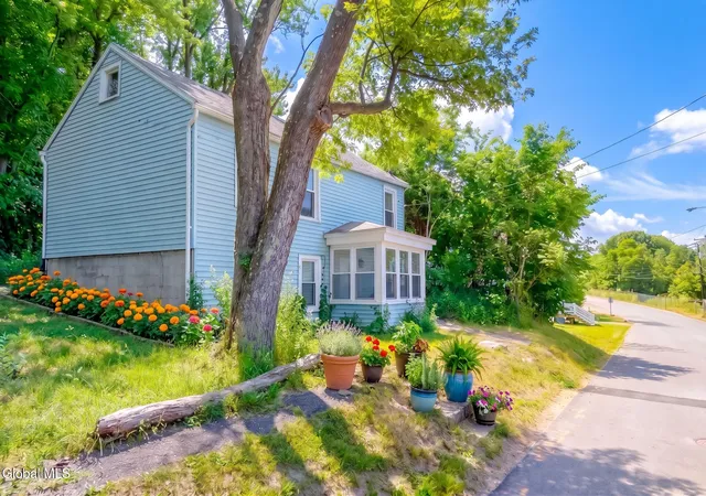 Homes for sale in Rensselaer, NY | 73 South St, Rensselaer, NY 12144 | MLS# 202619570