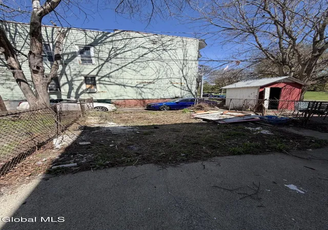 21st image of 2 Manning Sq, Albany, NY 12206 | MLS# 202619806