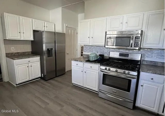 Photo 3 of Sale Pending at 6 S Lake Ave, Troy, NY 12180 | MLS# 202620956 | Listing updated on 2026-07-23