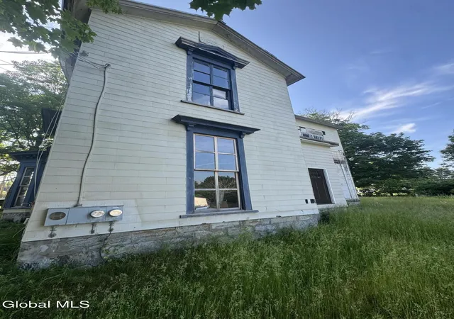 Photo 3 of Single family home for sale at 1 Griffin Ave, Hoosick Falls, NY 12090 | MLS# 202619672 | Listing updated on 2026-09-21