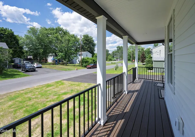 5th image of 3 Dorchester Dr, Stillwater, NY 12170 | MLS# 202619607