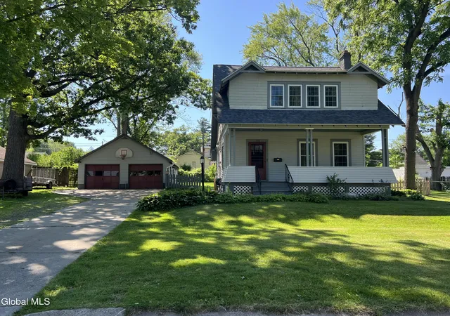 Photo 2 of Single family home for sale at 138 Eastholm Rd, Schenectady, NY 12304 | MLS# 202619640 | Listing updated on 2026-08-03