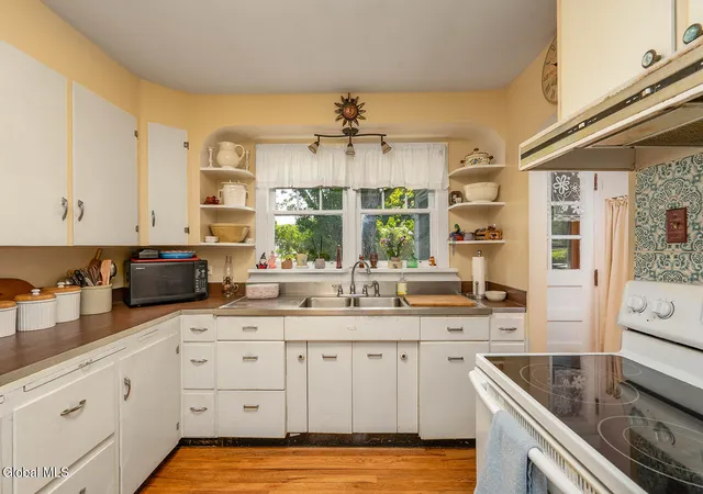 5th image of 42 Spring St, Cambridge, NY 12816 | MLS# 202619619