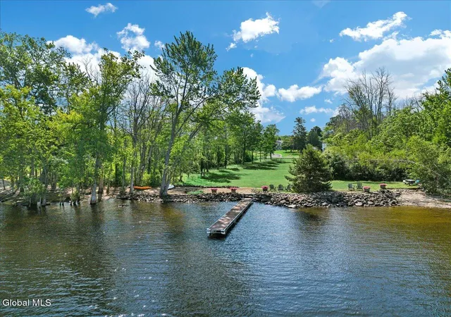 4th image of 672 Lakeview Rd, Broadalbin, NY 12025 | MLS# 202619712