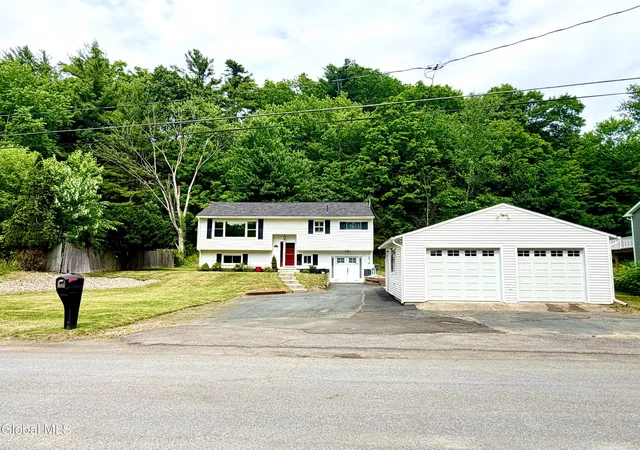 Homes for sale in Poestenkill, NY | 10 Williams St, Poestenkill, NY 12198 | MLS# 202620523