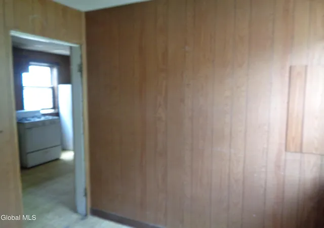 2nd image of 1214 5th Ave, Schenectady, NY 12303 | MLS# 202619680