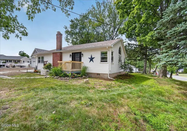 Photo 1 of Single family home for sale at 55 Hunting Rd, Colonie, NY 12205 | MLS# 202624956 | Listing updated on 2026-09-17