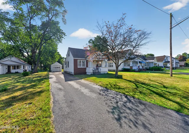 4th image of 77 Oakdale Ave, Rotterdam, NY 12306 | MLS# 202619714