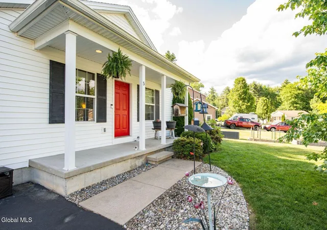 20th image of 5 Charlton Ln, Queensbury, NY 12804 | MLS# 202619940