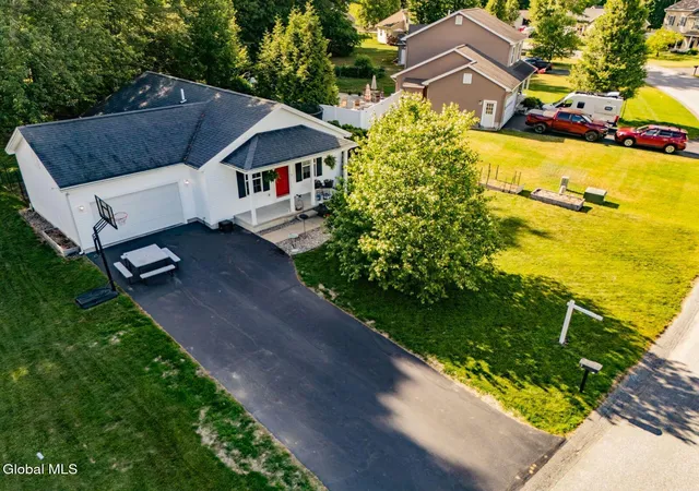 2nd image of 5 Charlton Ln, Queensbury, NY 12804 | MLS# 202619940