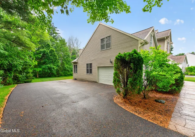 60th image of 35 Ginger Ter, Halfmoon, NY 12065 | MLS# 202620067