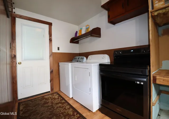 Photo 3 of Single family home for sale at 113 Dumler Ln, Fort Hunter, NY 12069 | MLS# 202619876 | Listing updated on 2026-07-27