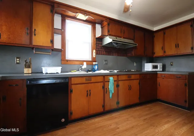 Photo 4 of Single family home for sale at 113 Dumler Ln, Fort Hunter, NY 12069 | MLS# 202619876 | Listing updated on 2026-07-27