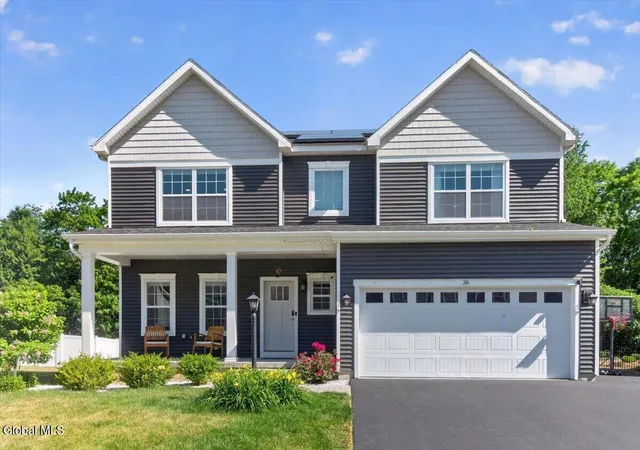 Homes for sale in East Greenbush, NY | 38 Wyatts Cir, East Greenbush, NY 12144 | MLS# 202619868